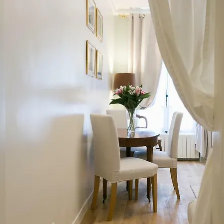 Apartment Le Mistral Paris